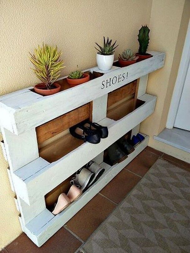 Excelente estante de madera para tu sala
