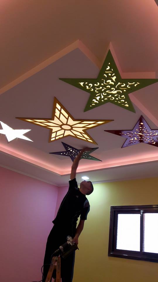Hermosos tallados en madera hechos con una máquina CNC