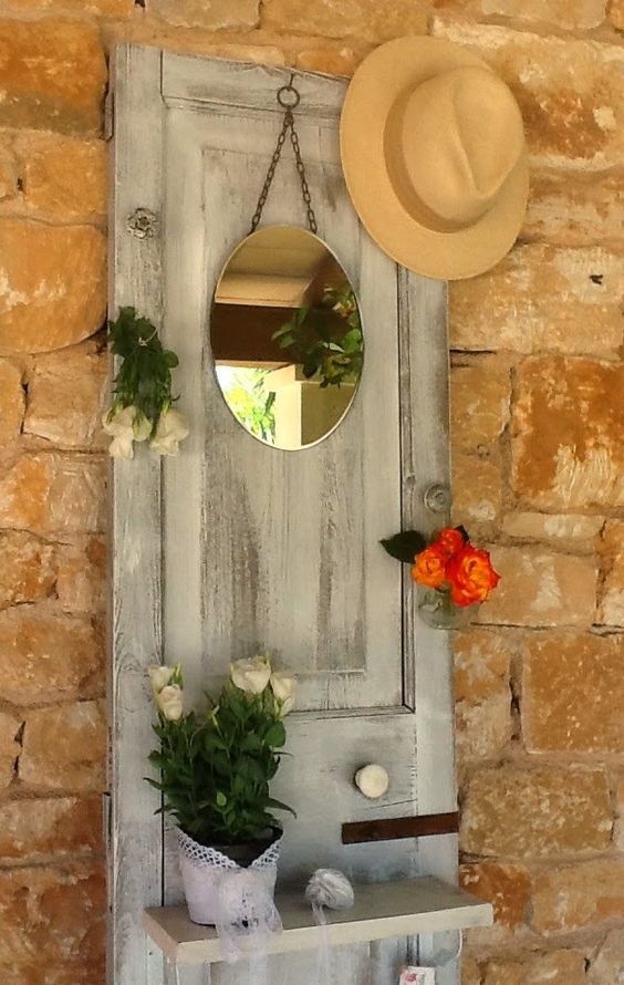 16 ideas que puedes hacer con una puerta antigua