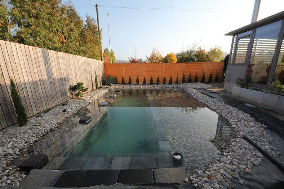 Así se construye una moderna piscina en poco tiempo y sin gastar mucho dinero