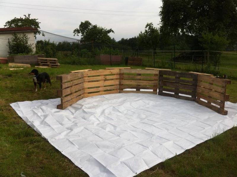 Build a Pool with Pallets