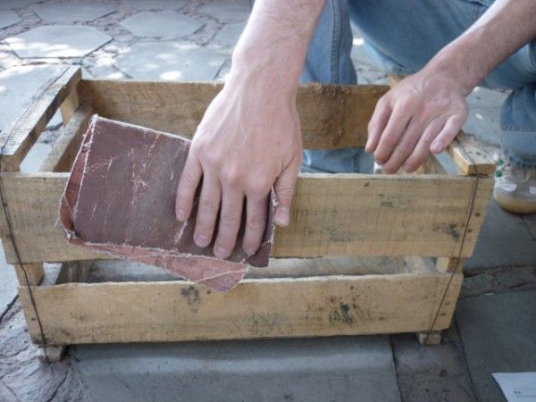 Construye un estante usando cajones de frutas