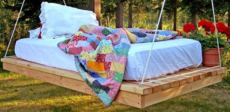 Awesome Hammocks Made from Recycled Pallets