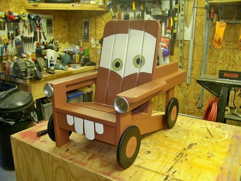 Build an Adirondack Chair for Kids with Mate Tow Design