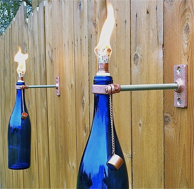Formas Ingeniosas para Cambiar el Propósito de las Botellas de Vino