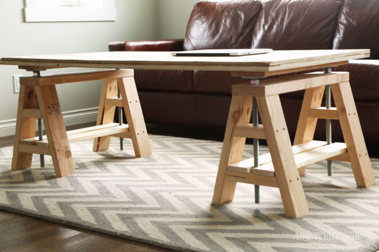 Mira los planos y elabora un Taburete ajustable de madera y metal