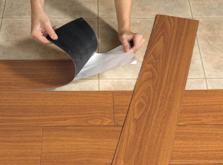 Aprende a instalar un piso de vinilo en tu hogar