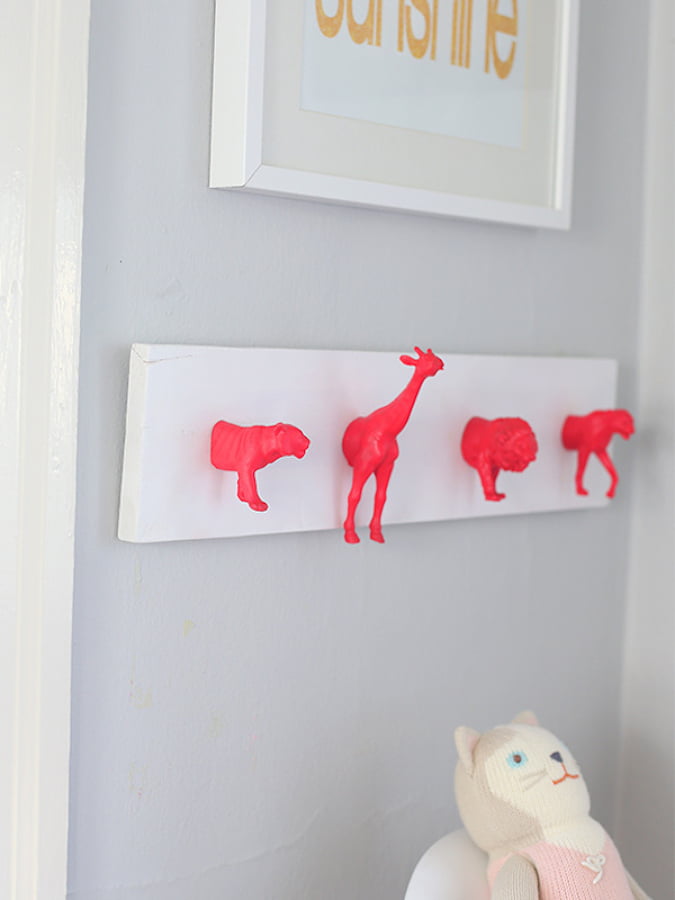 Ideas to Hang Your Things in an Original and Fun Way