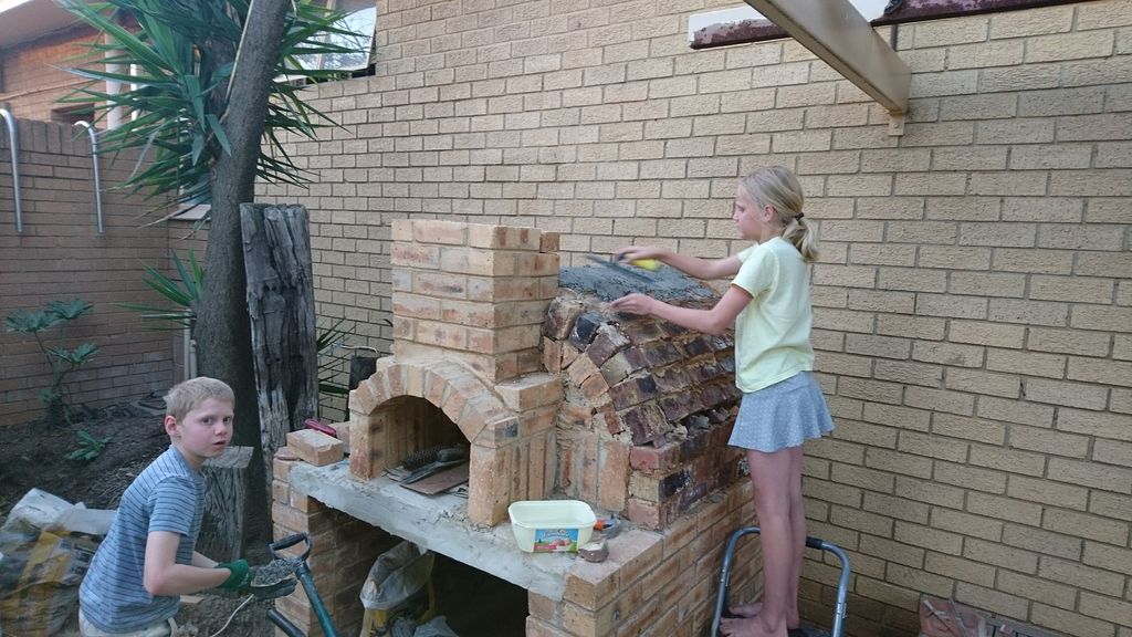 Construcción de un Fantástico Horno para Hacer Pizza en Casa