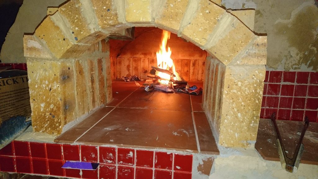 Construcción de un Fantástico Horno para Hacer Pizza en Casa