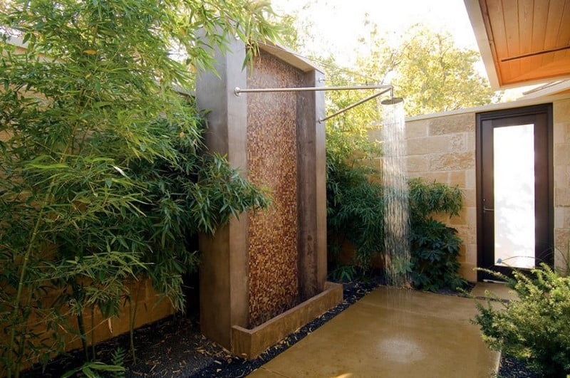 Geniales Duchas al Aire Libre que no Dejarás de Querer Tener