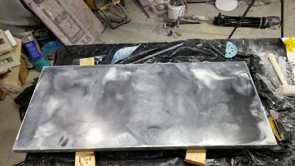 Madera Carbonizada de Mármol y Concreto