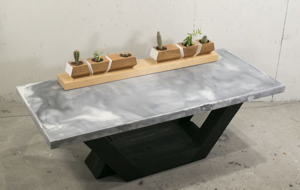Madera Carbonizada de Mármol y Concreto
