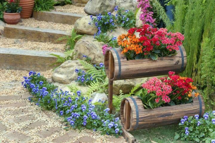 Utiliza Plantas y flores para remodelar completamente tu viejo jardín