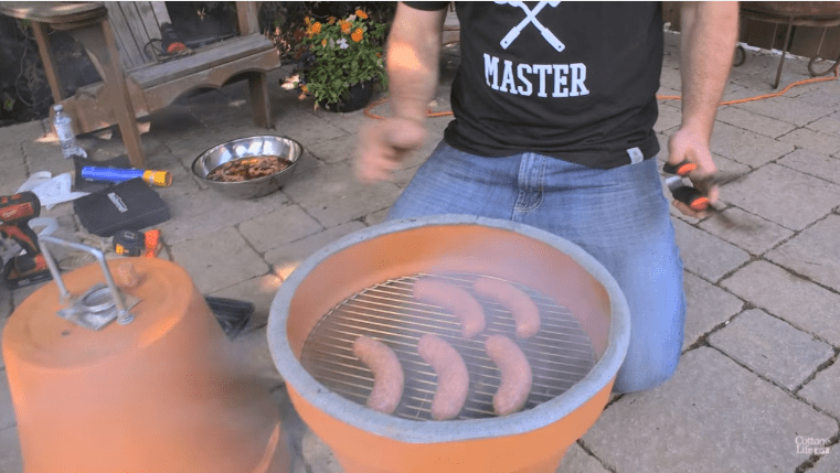 Como elaborar una parrilla utilizando dos macetas