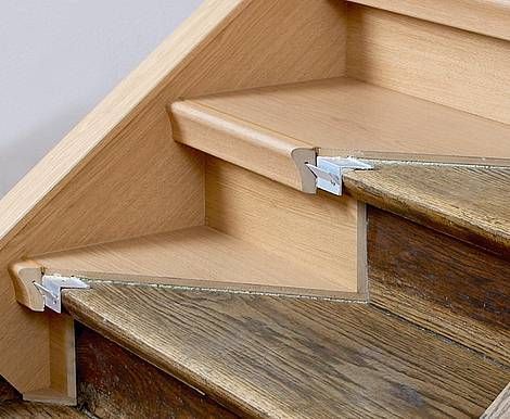 Colocación de laminado: Una buena alternativa para tus escaleras desgastadas