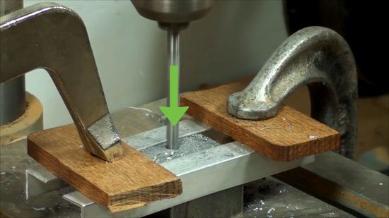 Cómo hacer agujeros en metal de forma correcta