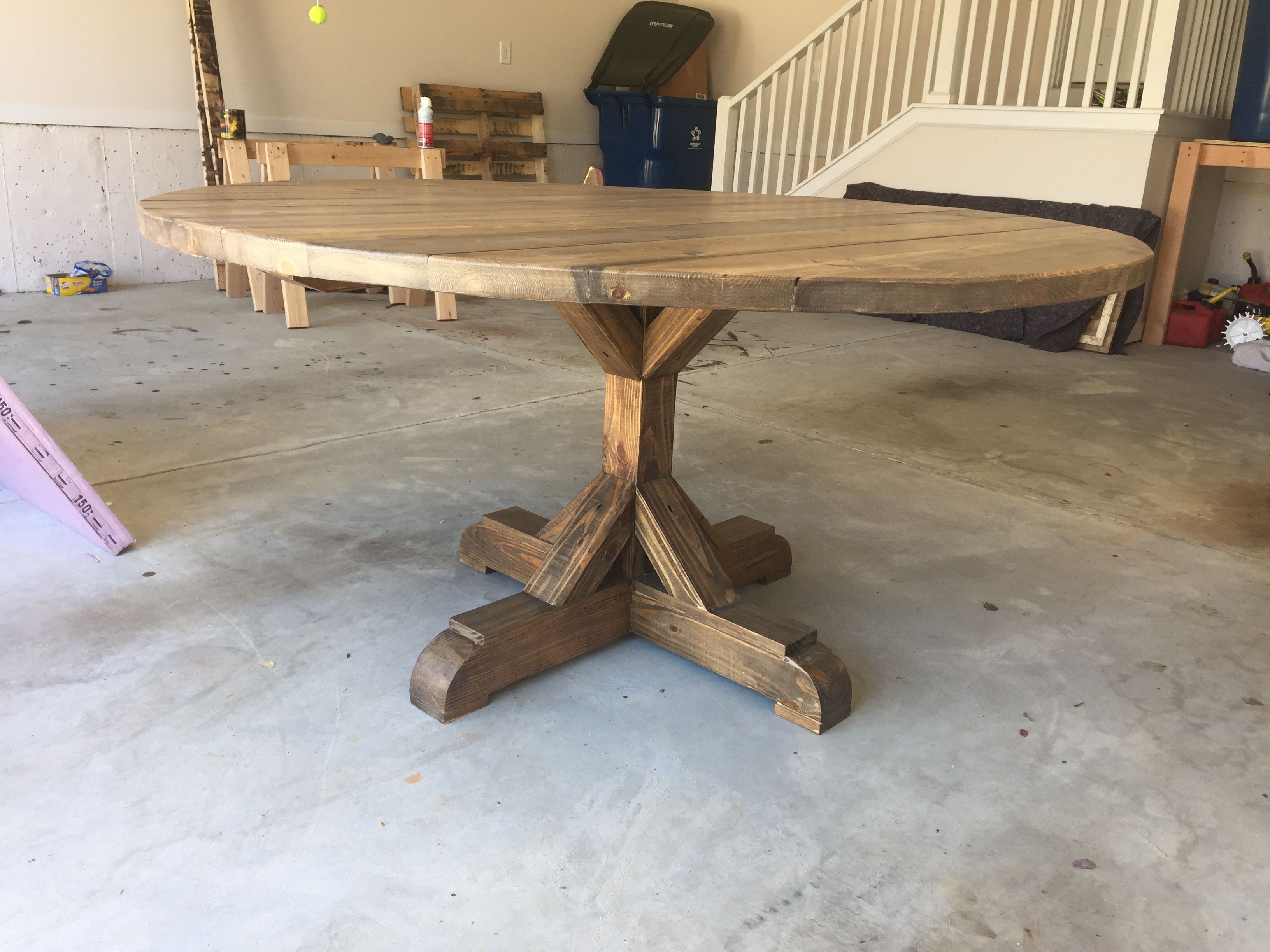 Guía de Cómo Hacer una Mesa de Comedor de Pedestal en Base X