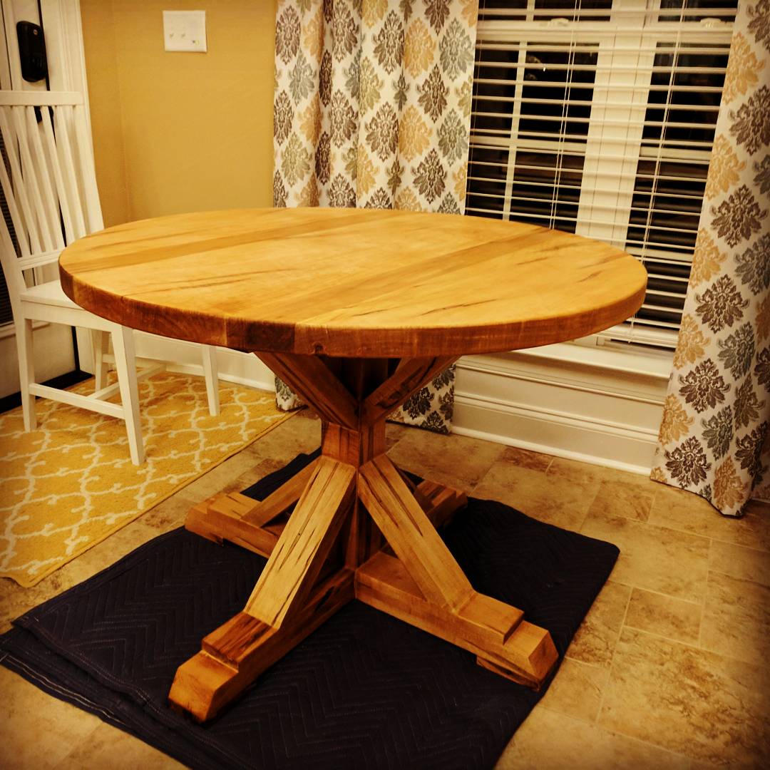 Guía de Cómo Hacer una Mesa de Comedor de Pedestal en Base X