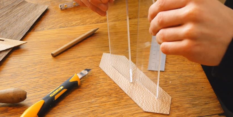 How to make your own shard light for your bedroom
