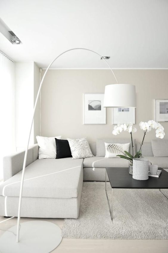 Decora de blanco tu hogar y dale un toque moderno