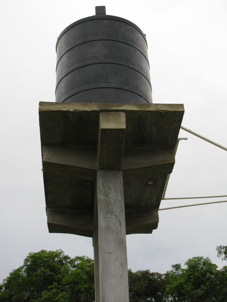 Cómo Construir una Torre de Agua de Hormigón