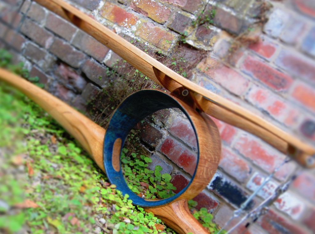 Banco de Madera para el Jardín - Diseño Surrealista