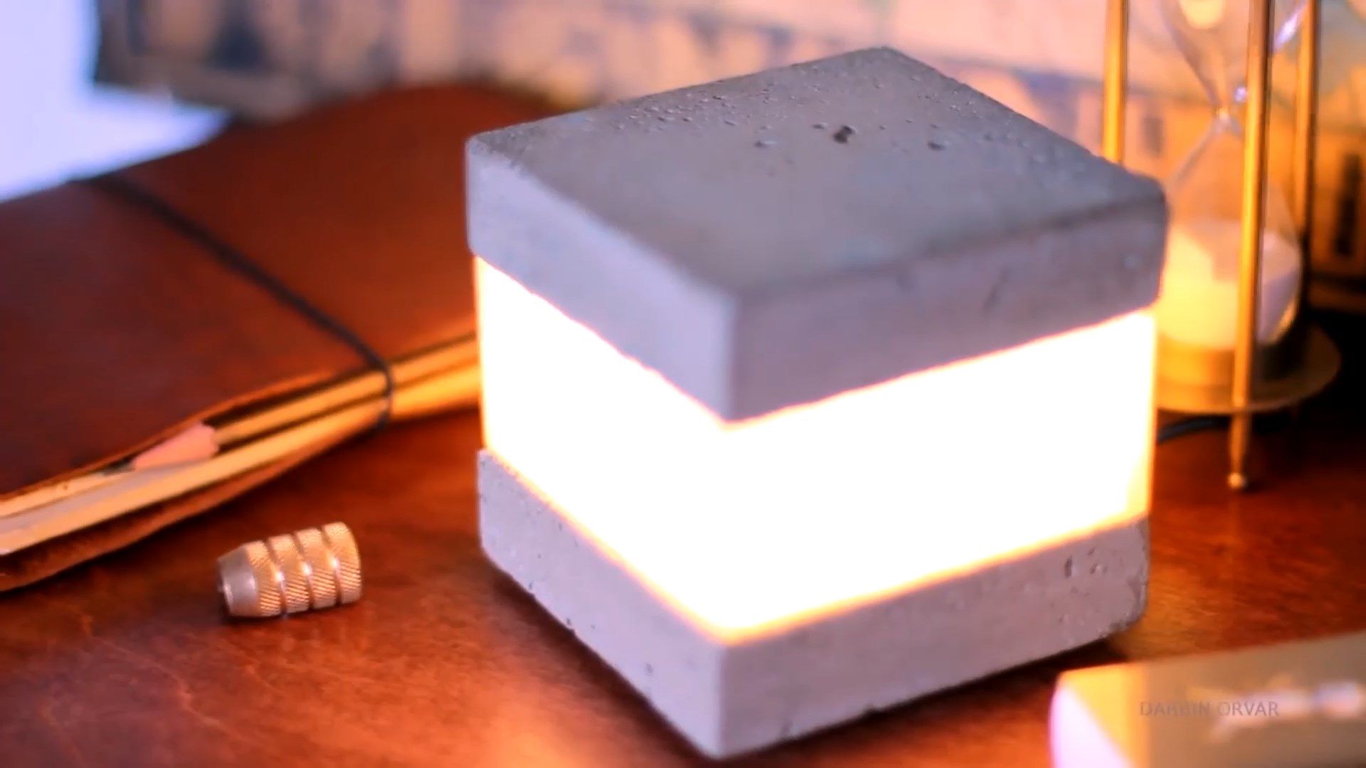Aprende a Construir un Genial Cubo de Hormigón de Luces LED