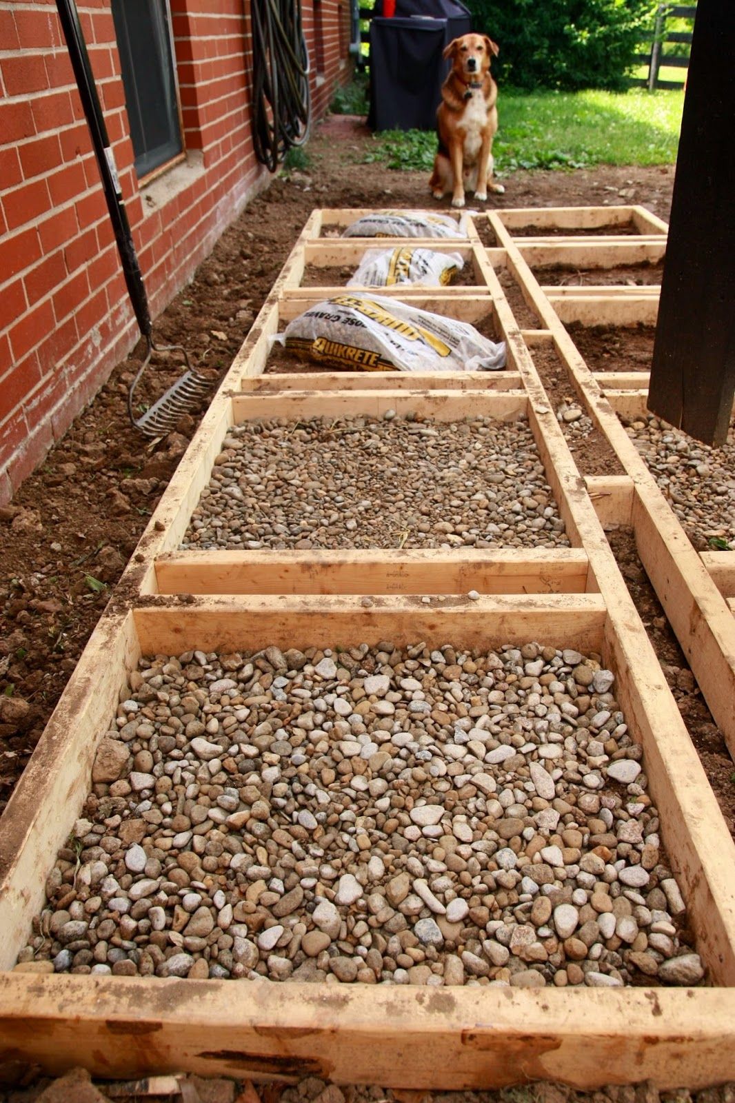 How to remodel the entrance of your house using concrete blocks