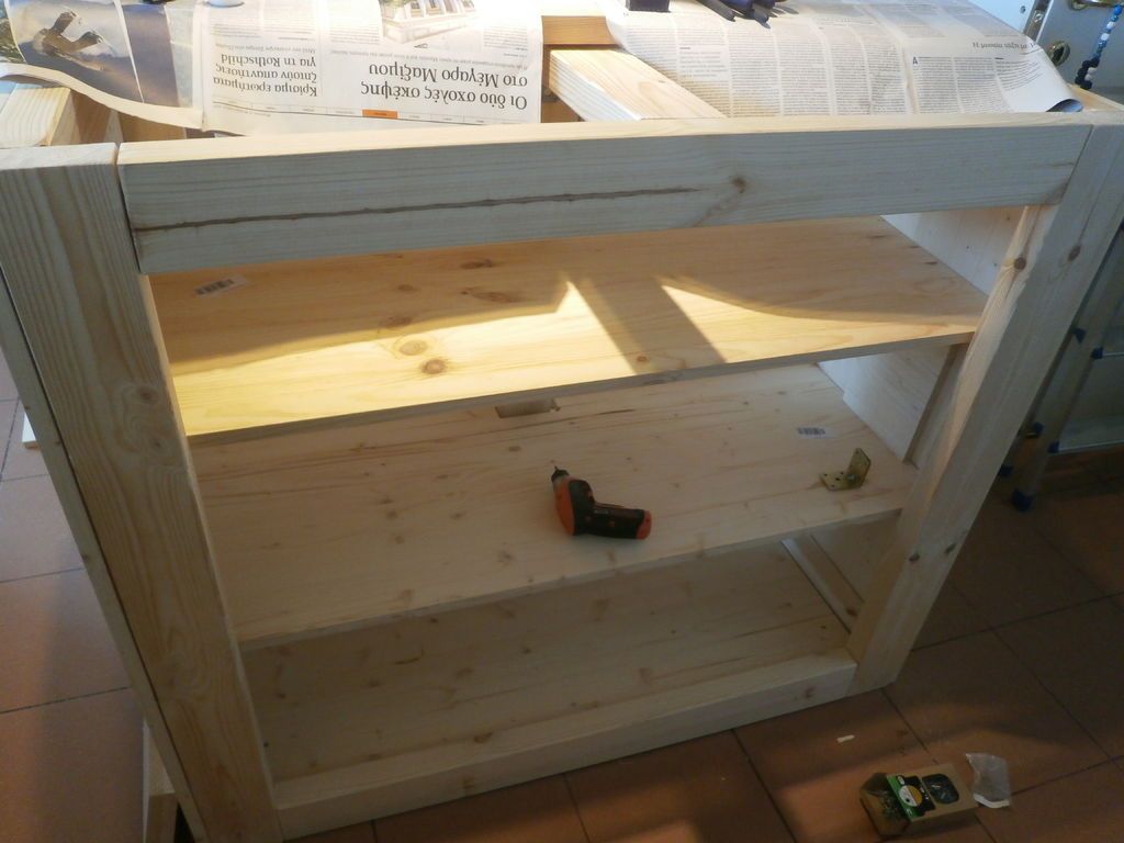 Know How to Build a Modern Kitchen Island