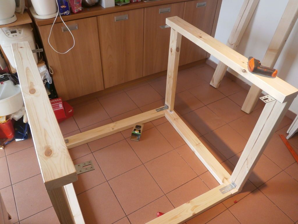 Know How to Build a Modern Kitchen Island