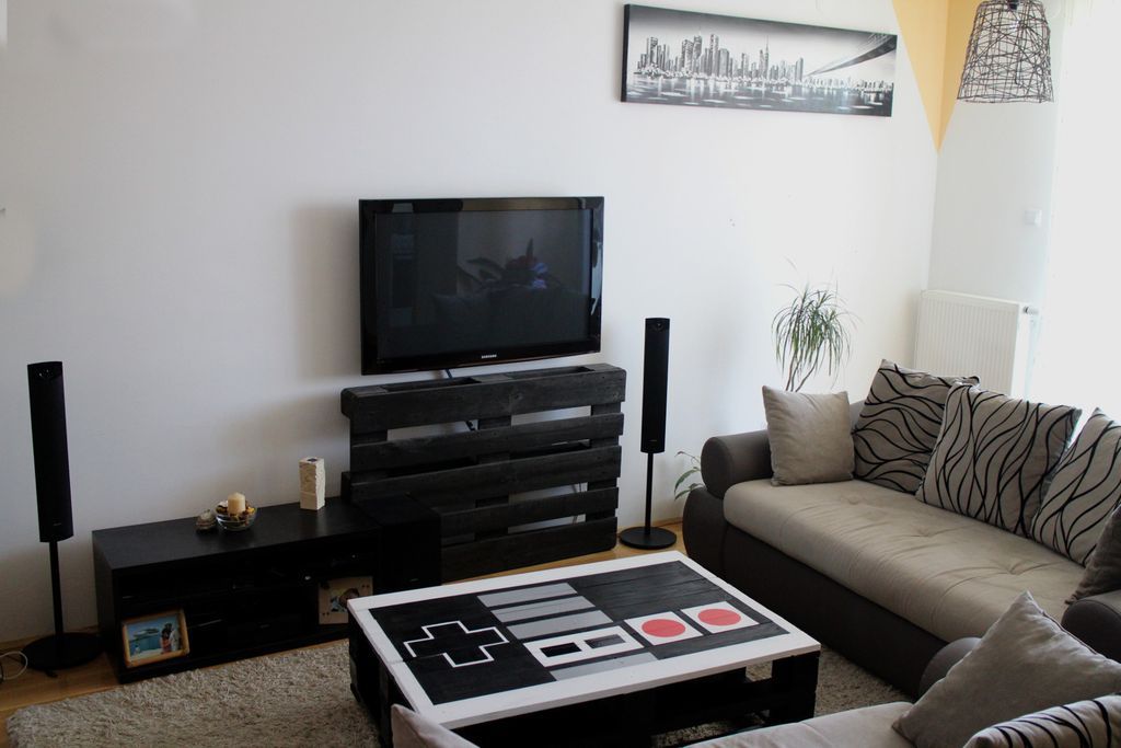 Pallet Coffee Table with Nintendo NES Design