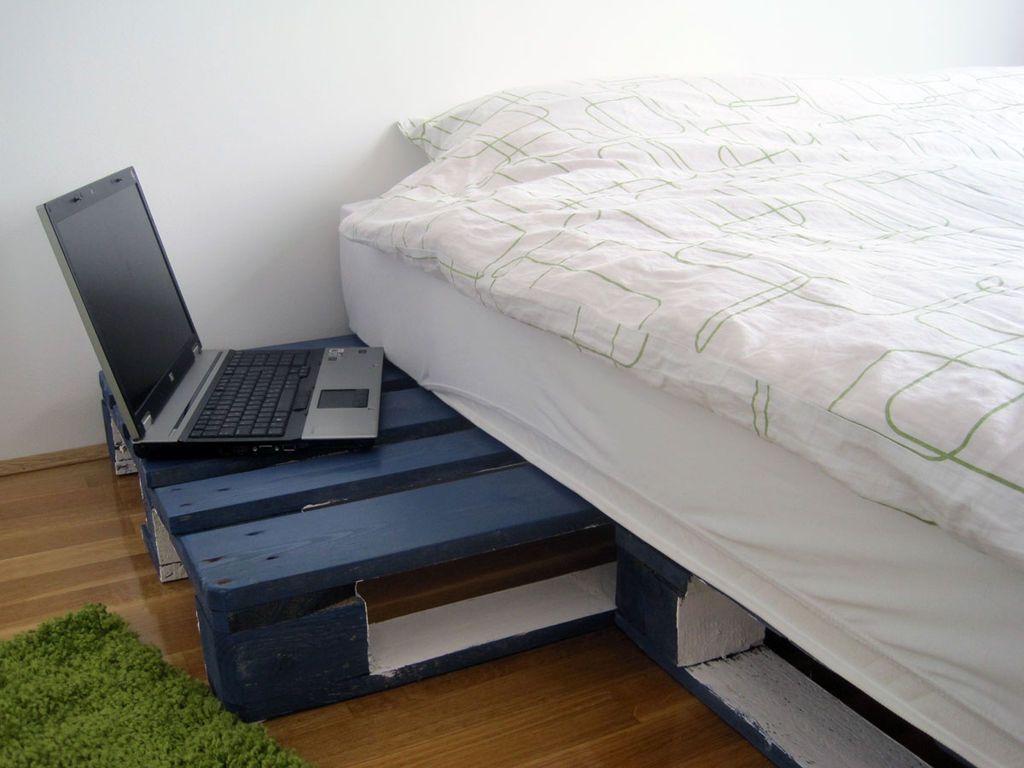 Family Pallet Bed