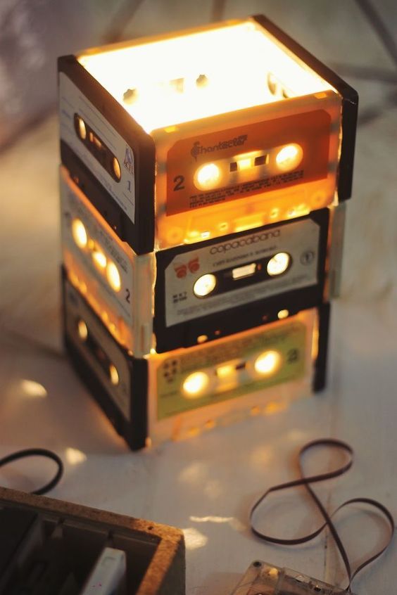Consoles and retro objects that can decorate your home