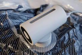 Vacuum compress your clothes with this gadget and have more space in your travel suitcase