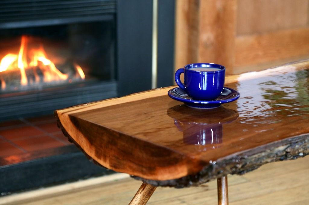 Mesa de Leñador para un Ambiente Rústico en Casa
