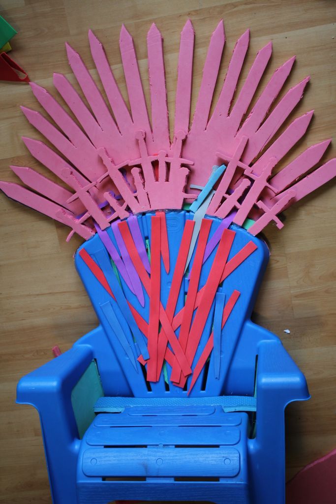 Silla de Game of Thrones de Tamaño para Bebés
