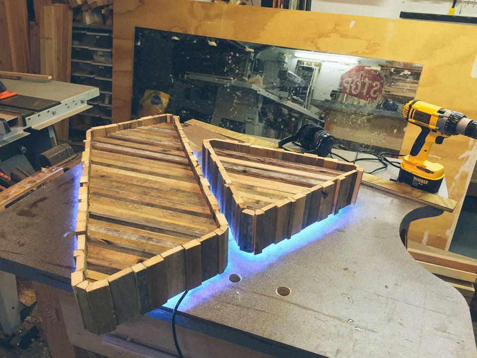 Genial Letrero de Luces Led y Madera de Pallets
