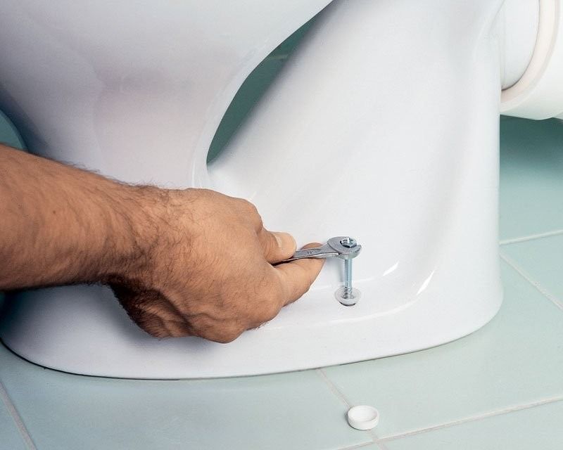 Cómo instalar un inodoro correctamente de forma sencilla