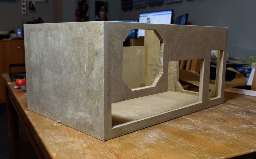 Drawer that Replaces the Computer Case and Stores All its Hardware Components