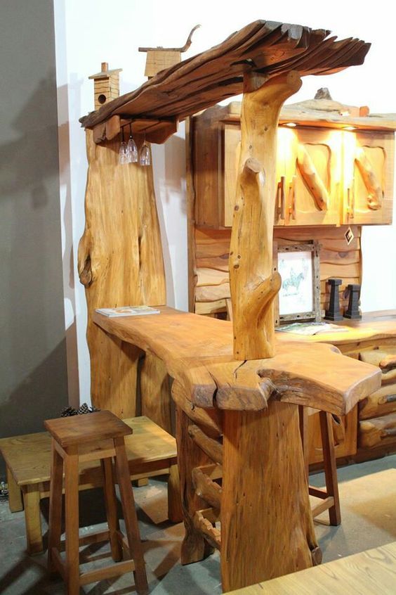 Good options to furnish your home with rustic wood
