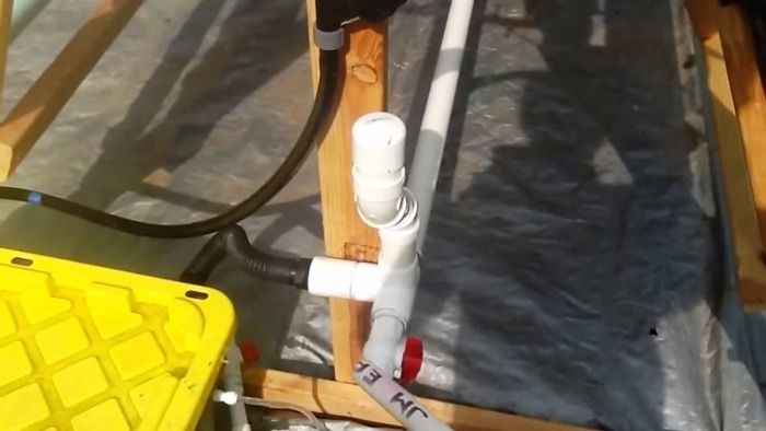 Mira y aprende cómo construir un sistema hidropónico vertical