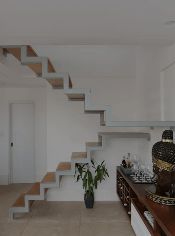 Como hacer lucir elegante el área de la escalera