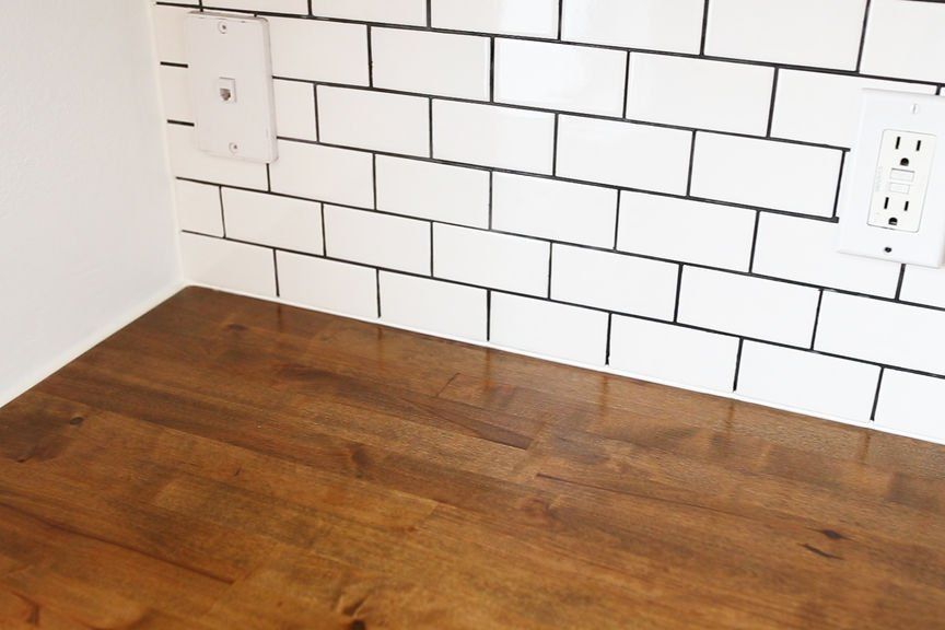 Design of Countertops in Solid Wood Blocks