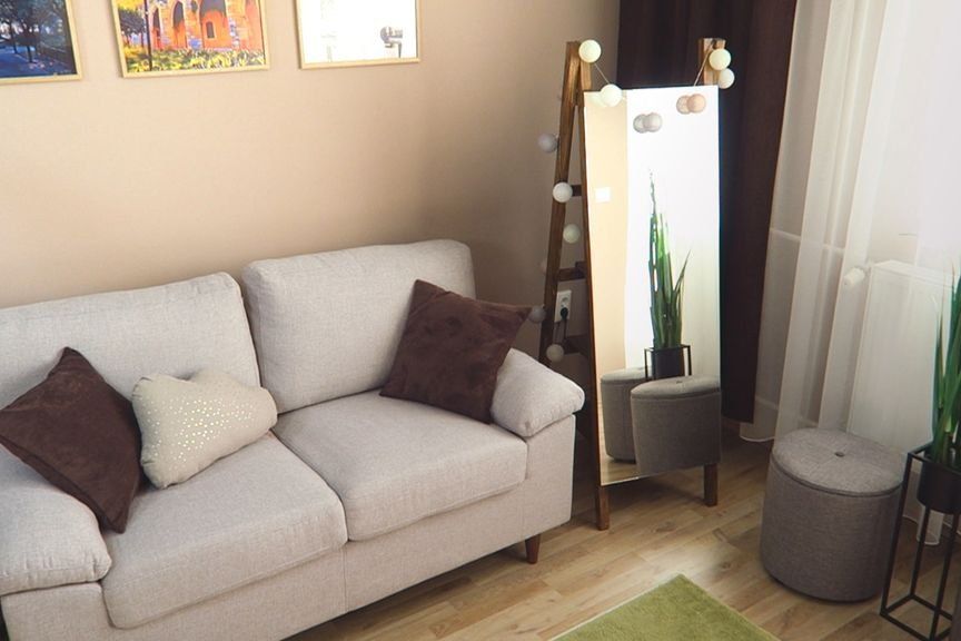 Ladder Mirror with Shelves