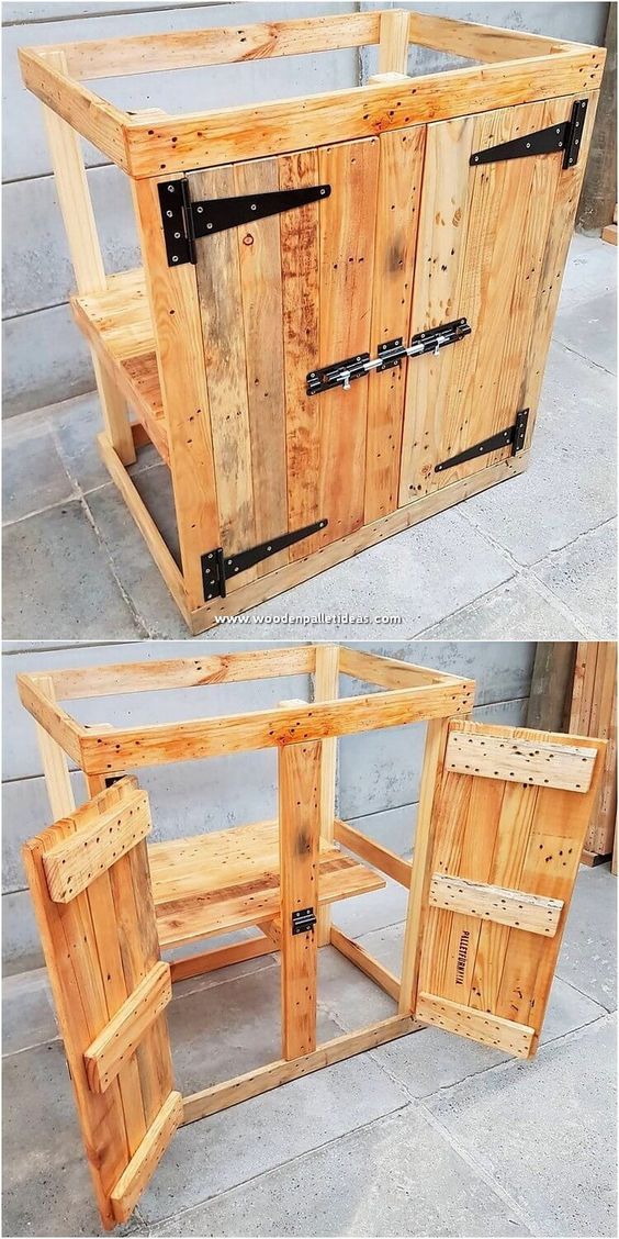 Rustic furniture for lovers of recycled wood