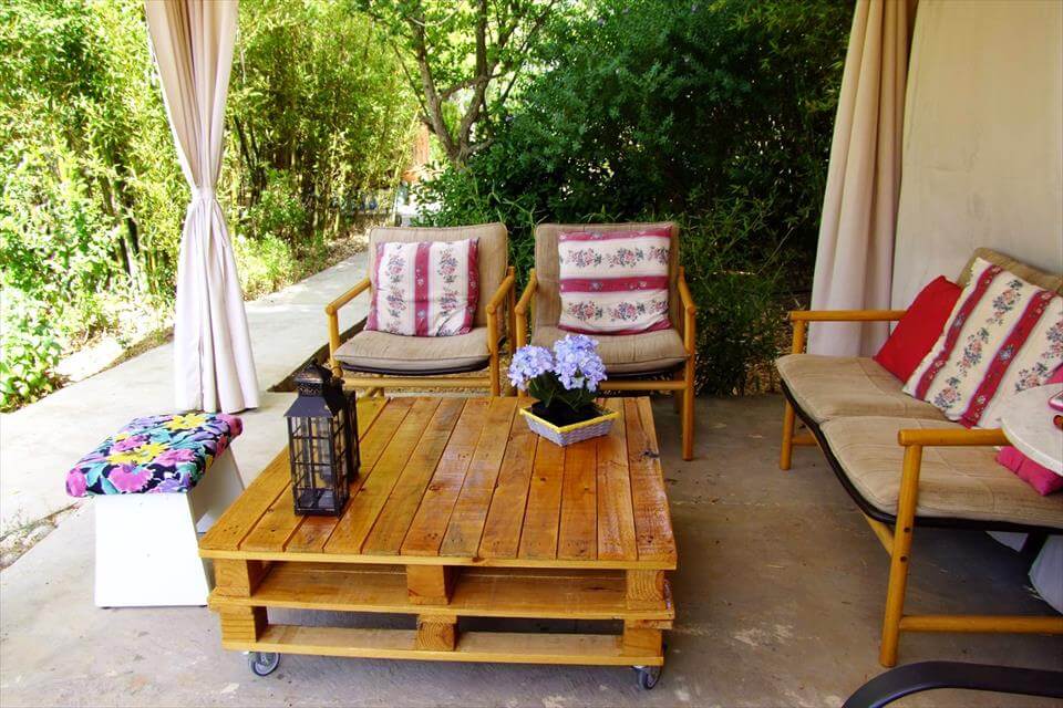 17 Muebles que puedes hacer en tu terraza con pallets