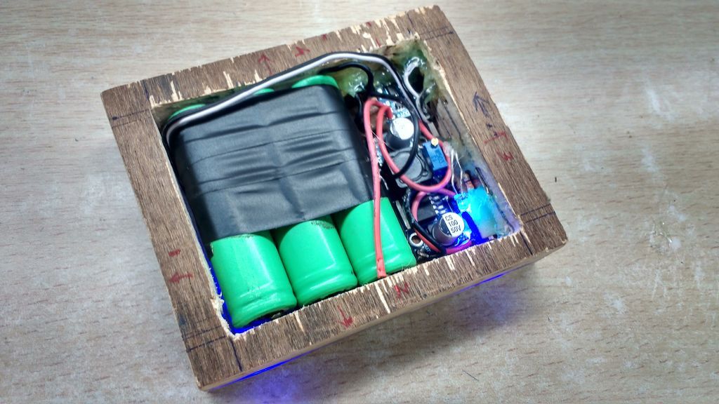 Cómo Hacer un Banco de Energía para Móviles