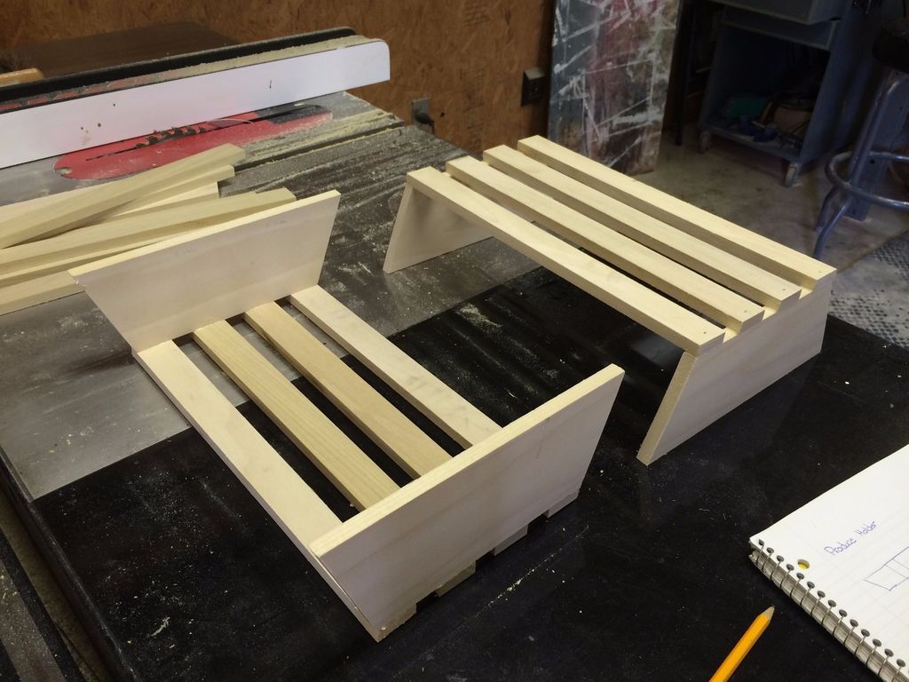 Small Wooden Shelf for Fruits and Vegetables