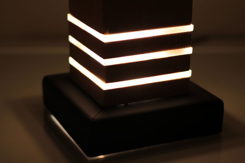 Modern Wooden Lamp para Mesa